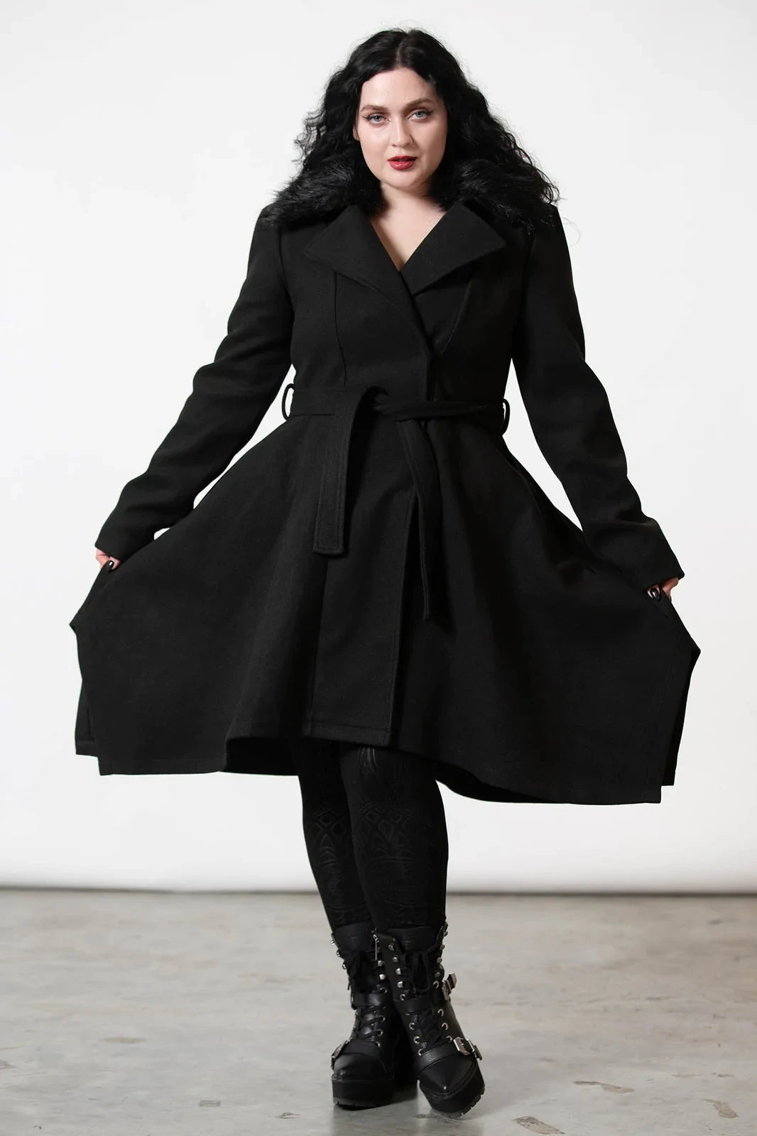 Andromada Coat 3 Andromada Coat - Image 3