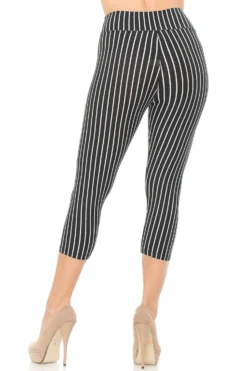 Black Pinstripe Capri Leggings -Halloween Cosplay DSC 2407 01042 19867.1650630249 scaled