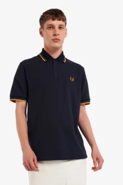 Fred Perry Polo Navy Blue / Golden Hour -Halloween Cosplay M12 Q32 1