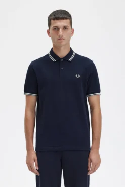 Fred Perry Polo Navy / Snow White / Seagrass 7 Fred Perry Polo Navy / Snow White / Seagrass -Halloween Cosplay M3600 R64 1