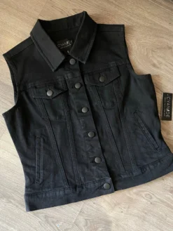 Cyanide Runaway Black Denim Vest -Halloween Cosplay image 0b4b0656 9718 4393 914e 64ca0ed5b50d scaled