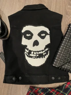 Cyanide Runaway Black Denim Vest -Halloween Cosplay image b956fc64 5434 499a a46f f8a54ba53dec scaled